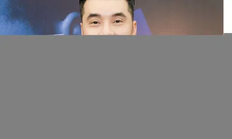 Ưng Hoàng Phúc ra mắt sách về 20 năm hoạt động nghệ thuật