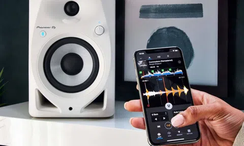 Pioneer DJ ra mắt loa kiểm âm mới có hỗ trợ Bluetooth