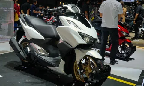 Honda Click ‘Made in Thailand’ sắp có bản động cơ 125, đấu Air Blade 125