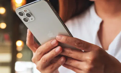 Người Việt luôn thích iPhone to nhất