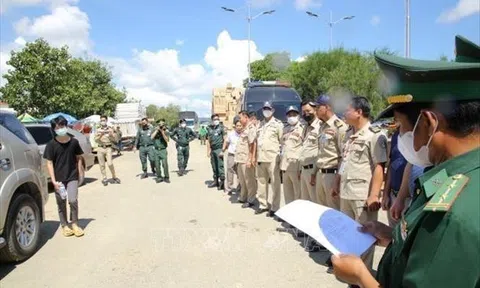 11 người được giải cứu từ sòng bài ở Campuchia đã về Việt Nam