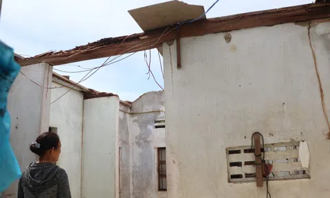 Quảng Nam: Xin dời không được, xin sửa cũng không, nhà dân sập suýt đè chết cả nhà