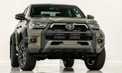Toyota Hilux 2023 dừng bán tại Việt Nam nhưng vẫn được nâng cấp đáng giá