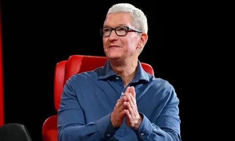 Tim Cook: 'Hãy mua cho mẹ của bạn một chiếc iPhone'