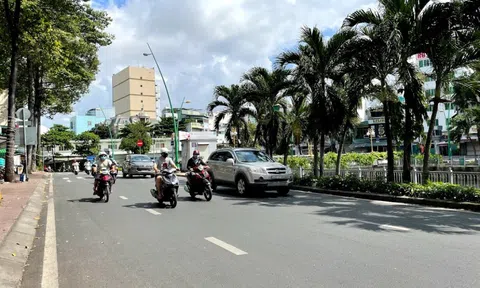 Lý do Sở GTVT TP HCM không muốn một đoạn đường Trường Sa thành phố ẩm thực