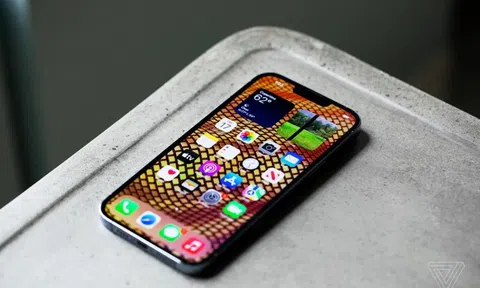 iOS 16 chính thức ra mắt