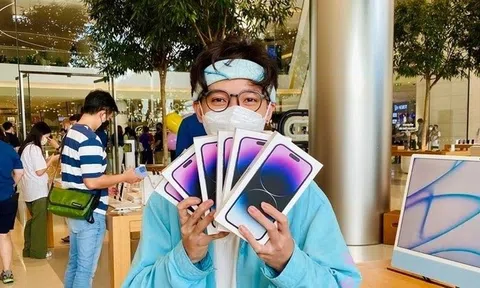 Chuyến xách tay iPhone 14 khó khăn của nhiều dân buôn