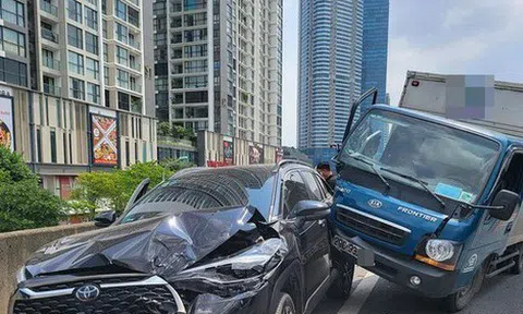 3 ô tô tông liên hoàn trên đường Vành đai 3 trên cao