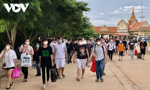 Kiên Giang tiếp nhận 226 công dân Việt Nam từ Campuchia về nước