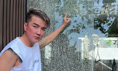 Nhà Đàm Vĩnh Hưng bị kẻ lạ bắn súng hơi vỡ cửa kính