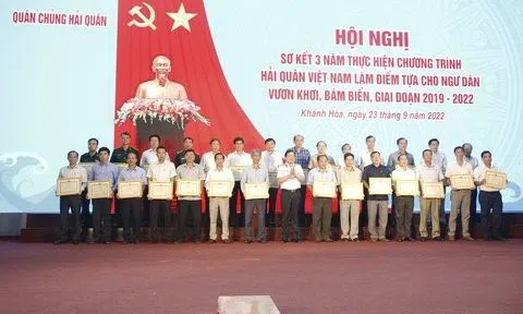 Hải quân cứu nạn 340 lượt tàu, 1.244 lượt người bị nạn trên biển