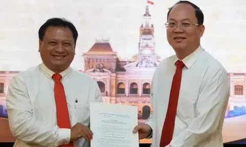 TP HCM điều động nhân sự lãnh đạo từ quận sang tổng công ty