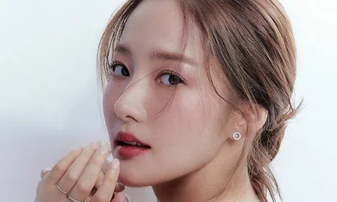 Park Min Young bị khui ảnh hẹn hò đại gia tiền ảo