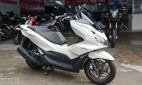 Honda PCX e:HEV 2022 về Việt Nam, giá 99 triệu đồng