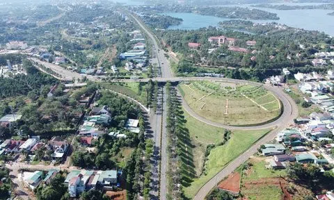 Thành phố trẻ nhất Tây Nguyên hoàn thành xây dựng nông thôn mới