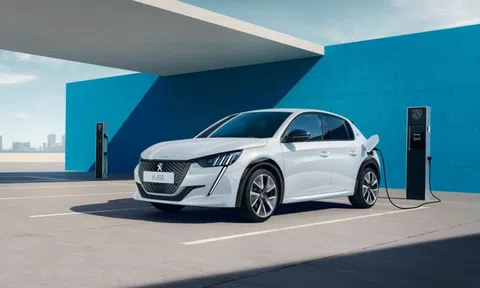 Ô tô điện Peugeot e-208 có tầm hoạt động ngang VinFast VF8