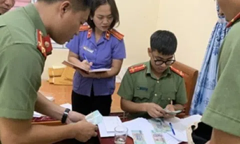 Hai vợ chồng ở TP HCM tàng trữ, tiêu thụ 3,5 tỉ đồng tiền giả