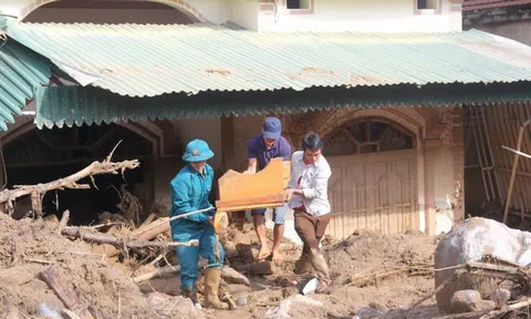 Lũ quét kinh hoàng ở Nghệ An ước tính thiệt hại hơn 100 tỷ đồng