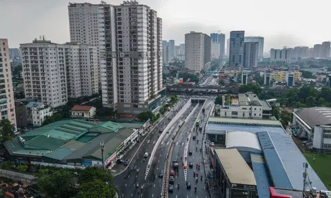 Cận cảnh hầm chui Lê Văn Lương trị giá gần 700 tỷ trước giờ thông xe