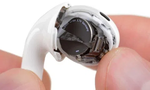 Tai nghe mới của Apple gặp lỗi lạ