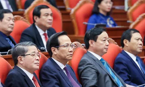 Báo cáo Trung ương về phương án điều chỉnh tiền lương