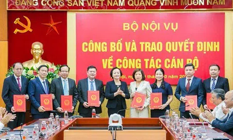 Bộ Nội vụ điều động, bổ nhiệm lãnh đạo do sắp xếp tổ chức bộ máy