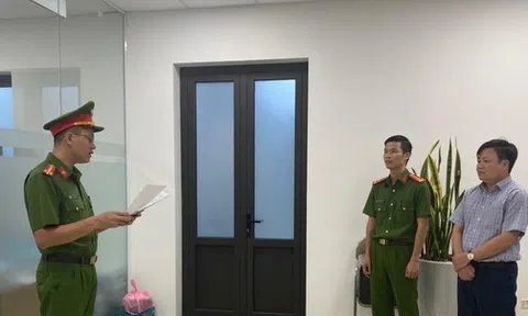 Bắt Phó Trưởng phòng Tài nguyên và Môi trường ở Bắc Giang