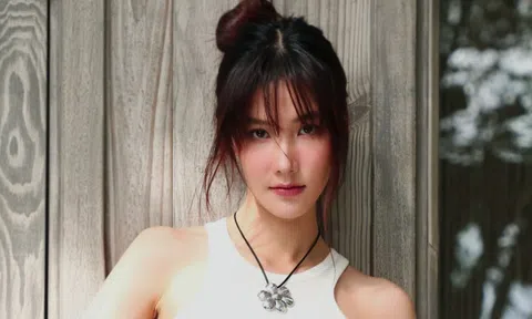 Nhan sắc ngọt ngào, quyến rũ của Diễm My 9X ở tuổi 32