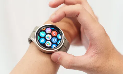 Cùng Galaxy Watch5 series hiểu về giấc ngủ qua thử thách DidYouYawn