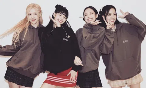 BlackPink vừa đi tour vừa lập nhiều kỷ lục mới