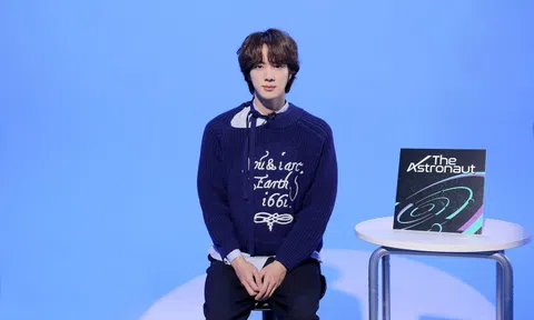 Jin (BTS) nhận phản ứng trái chiều trước thềm nhập ngũ