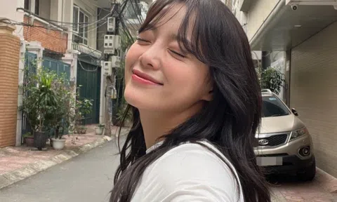 Nữ chính ‘Hẹn hò chốn công sở’ khoe ảnh ở Hà Nội