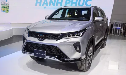 Toyota Fotuner thêm tính năng, tăng giá bán lên đến 42 triệu đồng