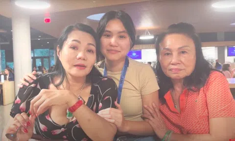 Ngọc Huyền bật khóc tiếc nuối chưa được vào đại học