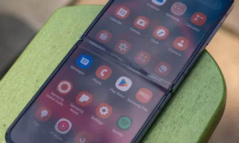 Những điểm trừ của smartphone màn hình gập