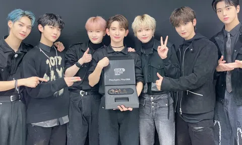 Nhóm nhạc Kpop của Hanbin thắng giải Nghệ sĩ mới xuất sắc