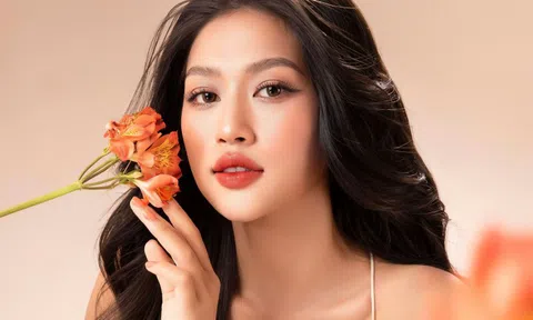 Đoàn Thiên Ân gợi cảm sau một tháng đăng quang 'Miss Grand Vietnam 2022'