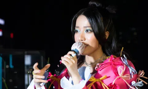 Phùng Khánh Linh nghẹn ngào trải lòng vì mất 4 người thân trong đại dịch