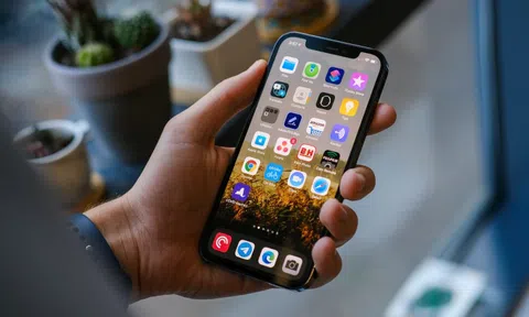 Bất ngờ phát hiện thủ phạm làm chậm iPhone, là kẻ quen mặt đến không ngờ