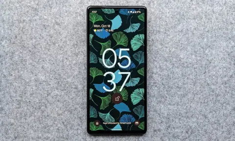 Vô tình bẻ khóa điện thoại khi thay SIM