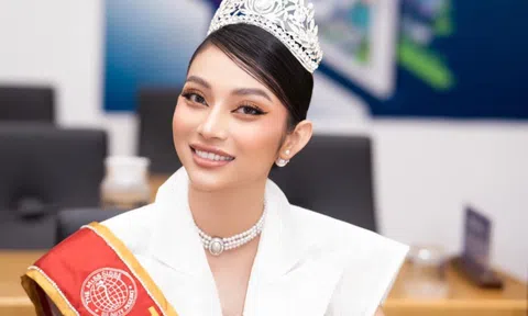 Á hậu Lâm Thu Hồng khoe sắc gợi cảm, tiết lộ nhiệm vụ mới hậu Miss Globe