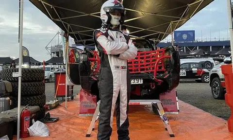 Bộ đồ 50 triệu của tay đua Việt: Chống cháy, nhiều chi tiết độc đáo, hạn dùng 5 năm