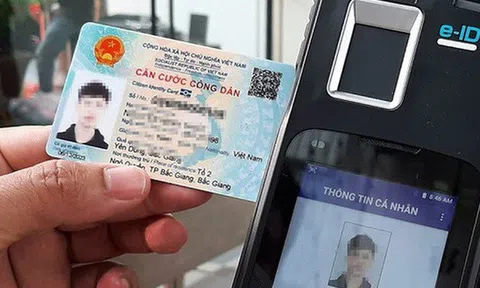 Đã có tài khoản định danh điện tử, người dân có cần mang theo CCCD gắn chip không?