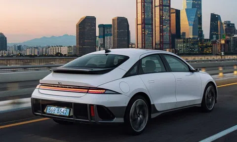 Xe điện Hyundai mới đạt điểm số tối đa trong các thử nghiệm an toàn