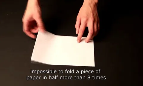 Điều gì sẽ xảy ra nếu bạn liên tiếp gấp đôi một tờ giấy?