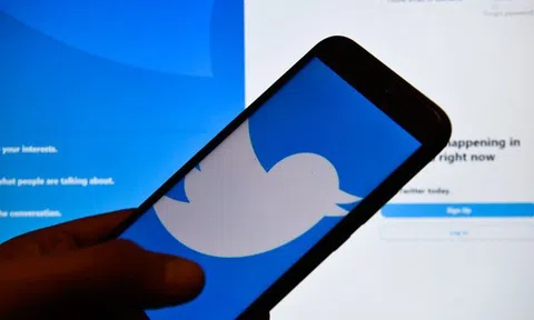 72,4% người được hỏi ủng hộ khôi phục các tài khoản bị khóa trên Twitter
