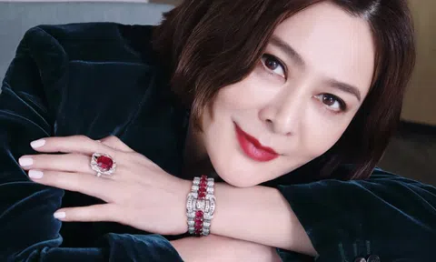 Mỹ nhân 'Hoàng Phi Hồng' thu 46 triệu USD đấu giá nữ trang