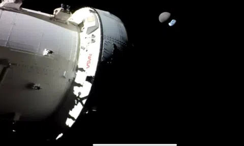 NASA chia sẻ hình ảnh Trái đất chưa từng có chụp từ tàu vũ trụ Orion
