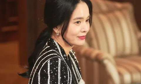 Mỹ nhân U50 đẹp lộng lẫy trong ‘Cậu út nhà tài phiệt’