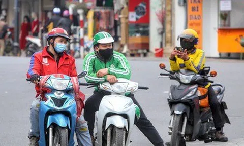 Nhiều lao động tri thức cao lựa chọn làm shipper